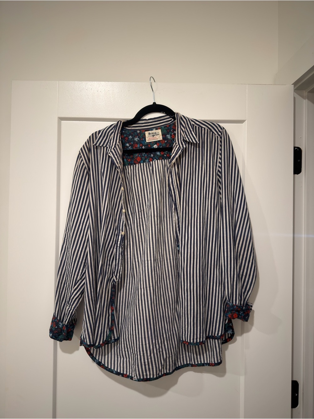 Anthropologie Striped Navy and White Women’s Button-Up Shirt with Floral Trim